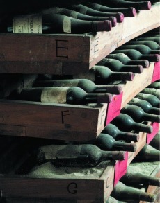 Історія вина в 100 пляшках. Фото 4